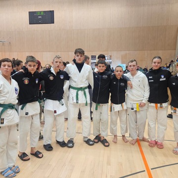 Judo klub Ippon Kamnik se je na tekmovanju Nagaoka 2025 uvrstil na ekipno 2. mesto (1)